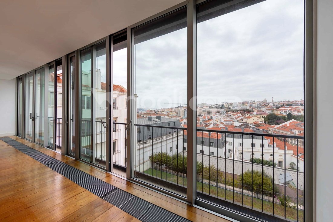 Apartment in Misericordia, Lisbon, Portugal 3 - 14869355