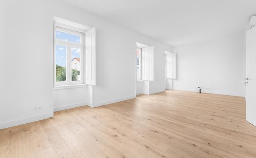Villa in Oeiras e Sao Juliao da Barra, Paco de Arcos e Caxias, Lisbon, Portugal 1