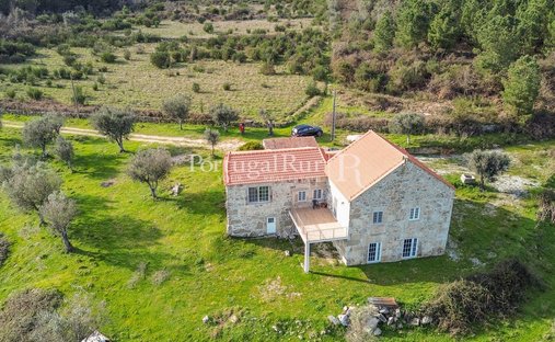 Finca à Fornos de Algodres, District de Guarda, Portugal 1