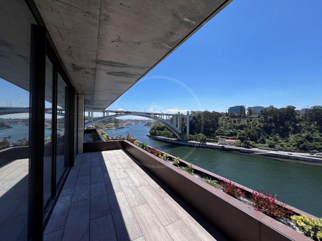 Apartment in Lordelo do Ouro e Massarelos, Porto District, Portugal 2 - 14551062