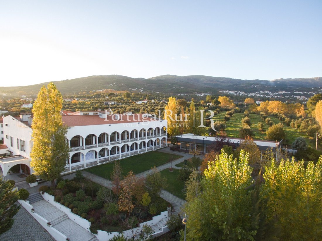 Finca in Tortosendo, Castelo Branco District, Portugal 1 - 11973631