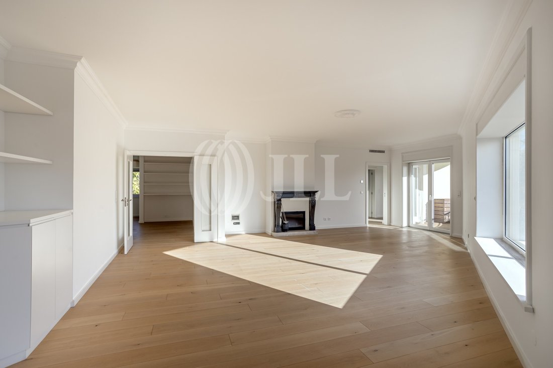 Apartment in Estoril, Cascais e Estoril, Lisbon 3 - 16403057