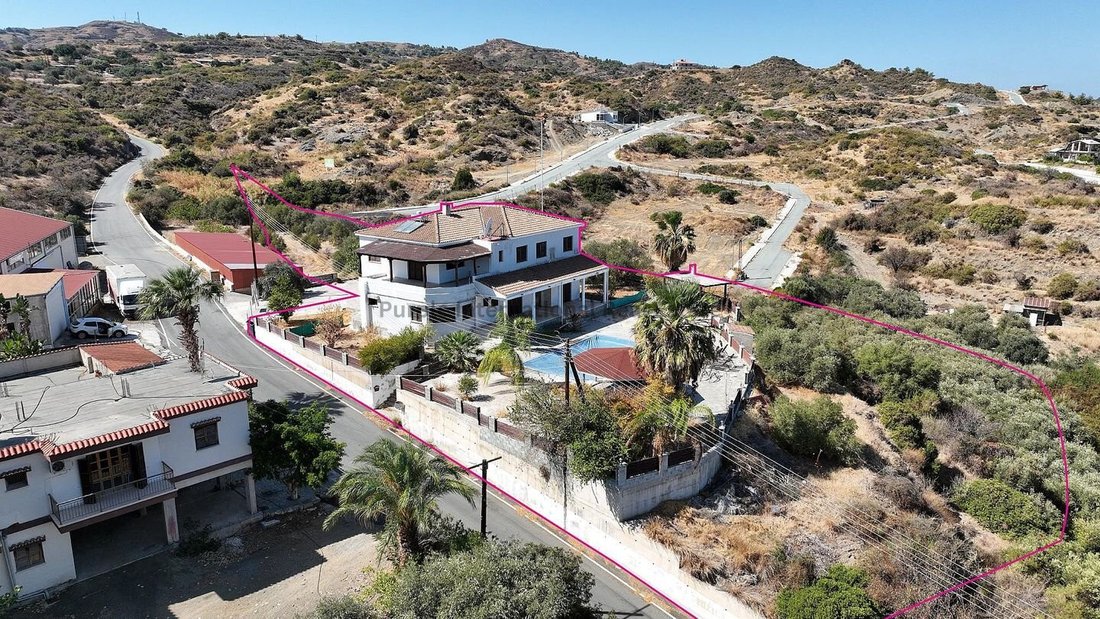 House in Kato Pyrgos, Nicosia, Cyprus 2 - 16712361