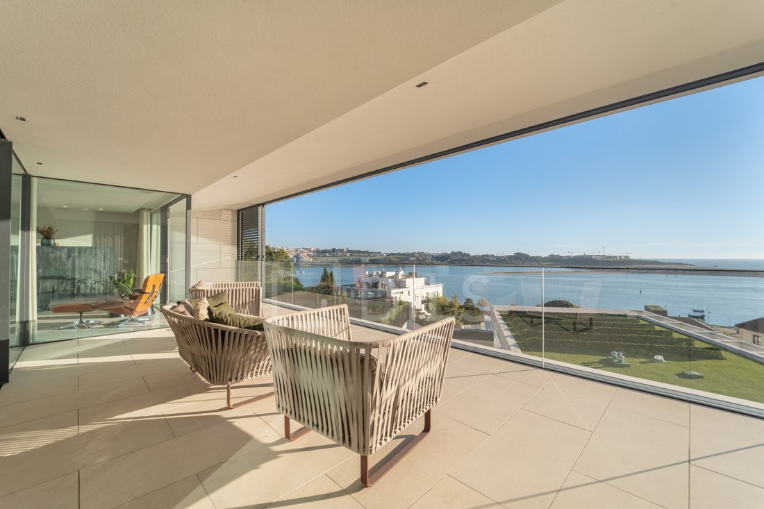 Apartment in Lordelo do Ouro e Massarelos, Porto District, Portugal 1 - 16551841