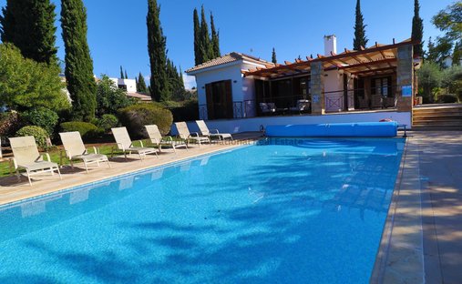 Bungalow in Kouklia, Paphos, Cyprus 1