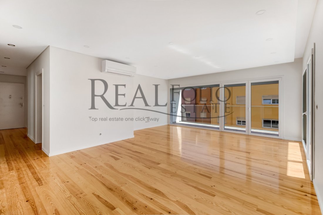 Apartment in Estoril, Cascais e Estoril, Lisbon 4 - 15661702