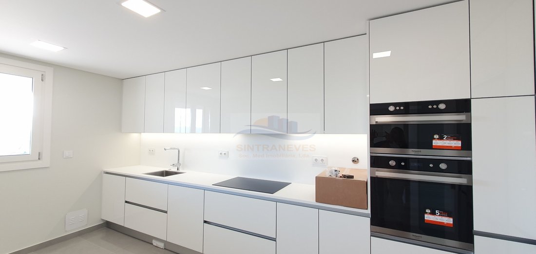 Apartment in Loures, Lisbon, Portugal 2 - 16110953