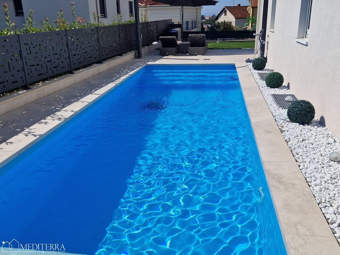 Apartment in Novigrad, Istria County, Croatia 4 - 16716392