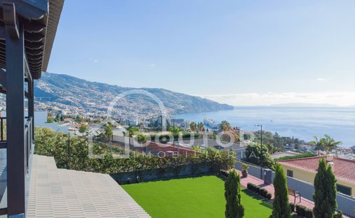 House in Sao Martinho, Madeira, Portugal 1