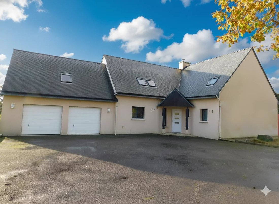 House in Nord, Carhaix-Plouguer, France 2 - 16697087