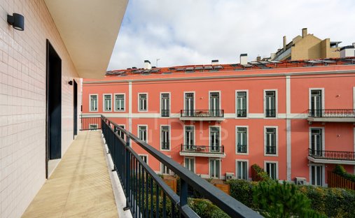 Apartment in Campo de Ourique, Lisbon, Portugal 1