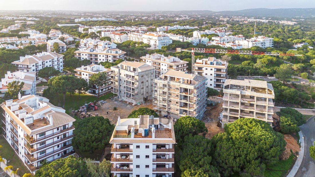Apartment in Olhos de Agua, Algarve, Portugal 1 - 16001005