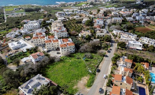 Villa in Kissonerga, Paphos, Cyprus 1