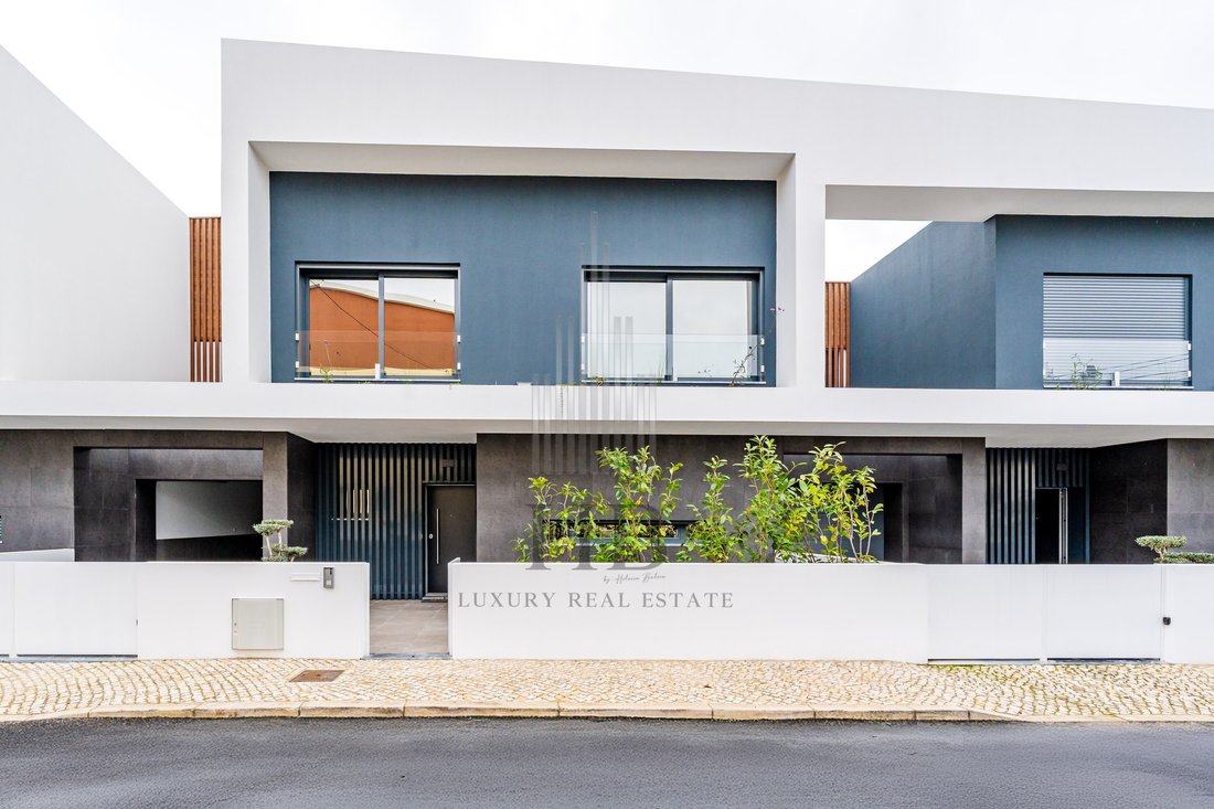 House in Loures, Lisbon, Portugal 1 - 14260476