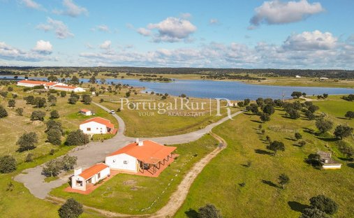 Tenuta a Crato e Martires, Flor da Rosa e Vale do Peso, Distretto di Portalegre, Portogallo 1
