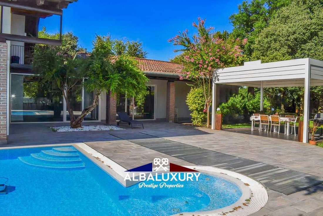 Villa in Curtatone, Lombardy, Italy 4 - 15347299