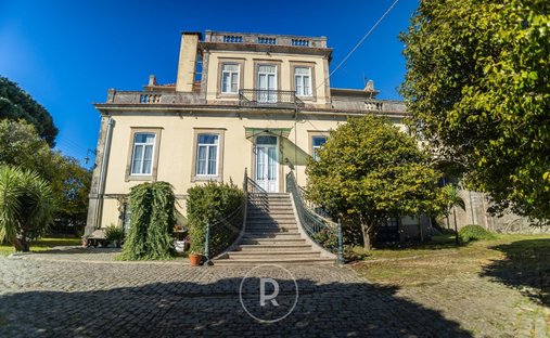 Finca a Mafamude e Vilar do Paraiso, Oporto, Portogallo 1