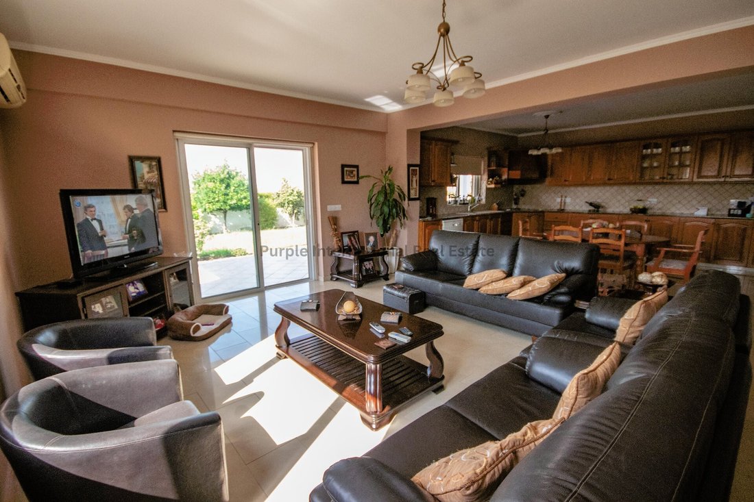 Villa in Kiti, Larnaca, Cyprus 2 - 15235669