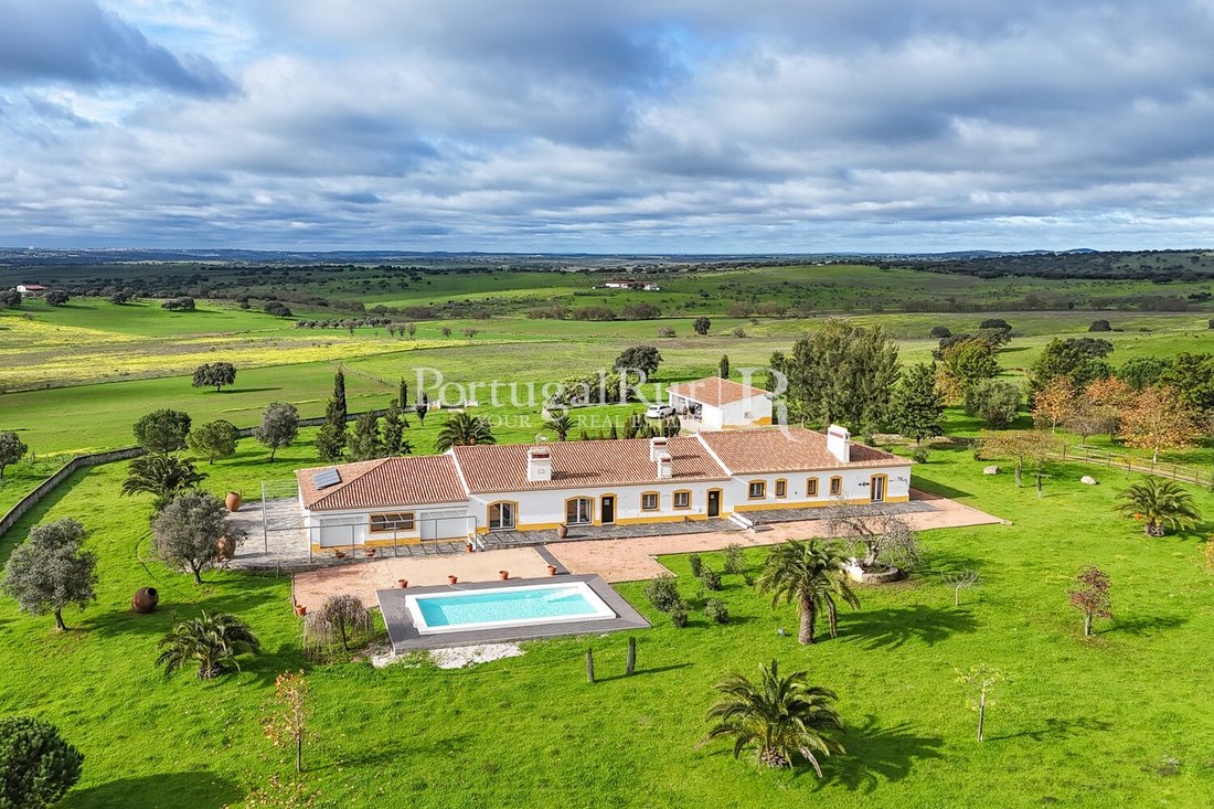 Estate in Estremoz (Santa Maria e Santo Andre), Évora District, Portugal 4 - 15151370