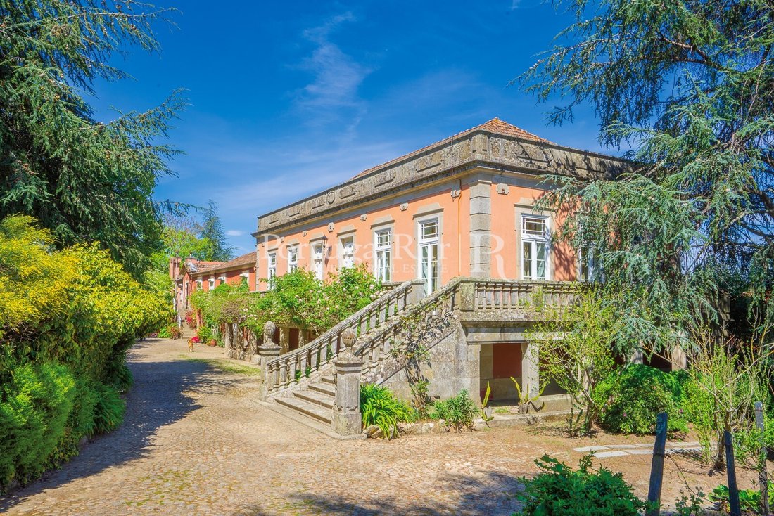 Finca in Poiares e Canelas, Vila Real District, Portugal 2 - 14876588