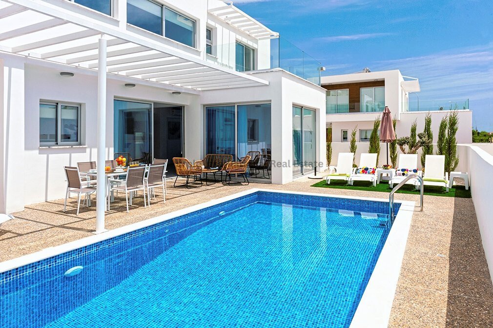 Villa in Ayia Napa, Cyprus 1 - 16712188