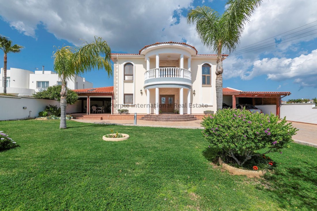 Villa in Larnaca, Larnaca, Cyprus 2 - 16712012