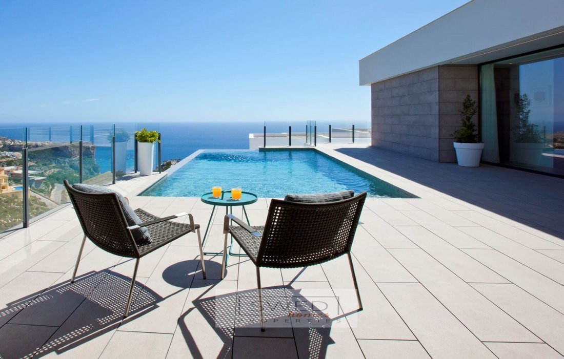 Chalet in Cumbre del Sol, el Poble Nou de Benitatxell / Benitachell, Valencian Community 1 - 16599904