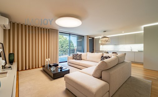 Apartment in Santa Marinha e Sao Pedro da Afurada, Porto District, Portugal 1