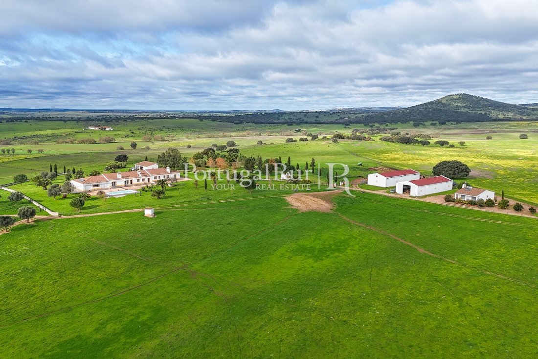 Estate in Estremoz (Santa Maria e Santo Andre), Évora District, Portugal 3 - 15151370