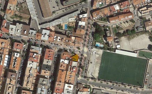 Land in Maó, Balearische Inseln, Spanien 1