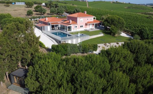 Finca in Ventosa, Lisbon, Portugal 1