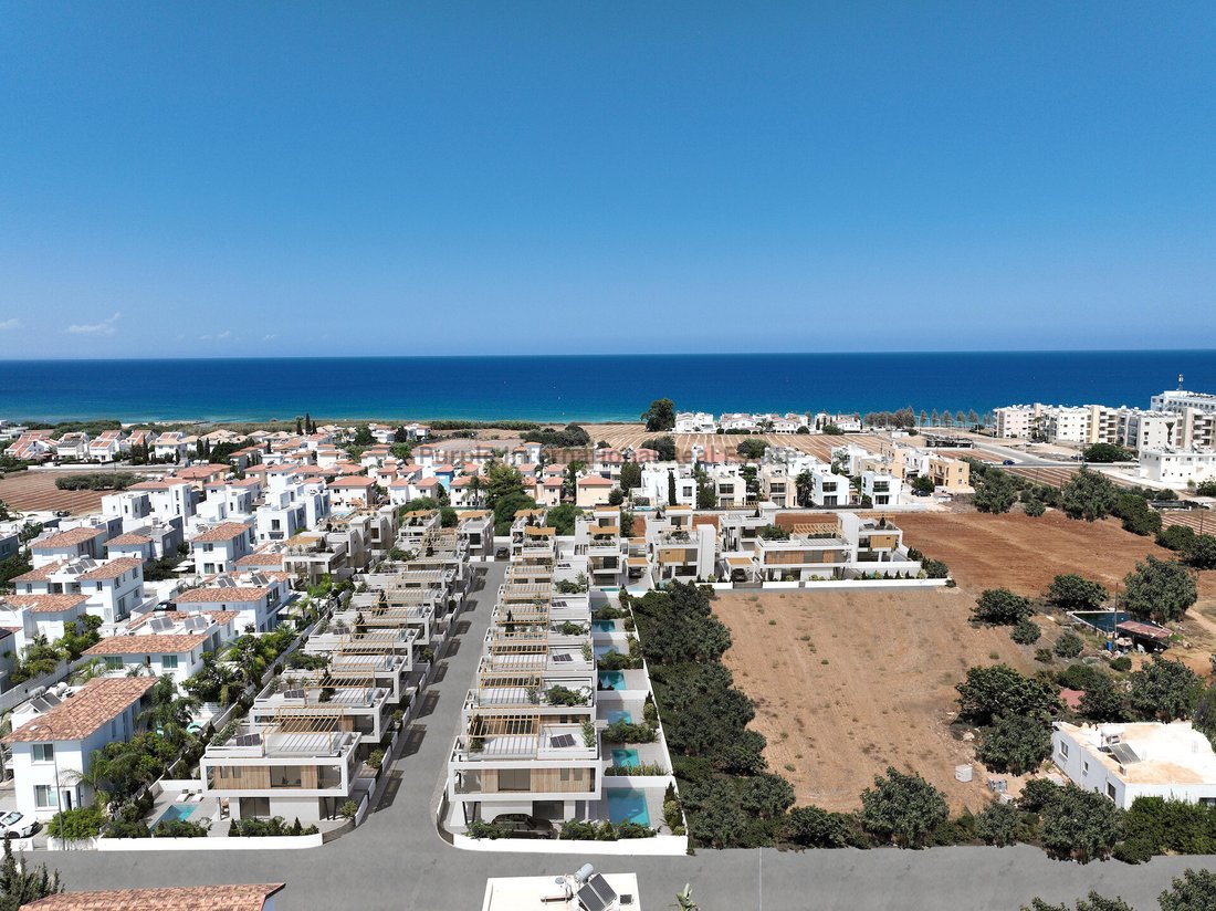Villa in Paralimni, Famagusta, Cyprus 1 - 16712681