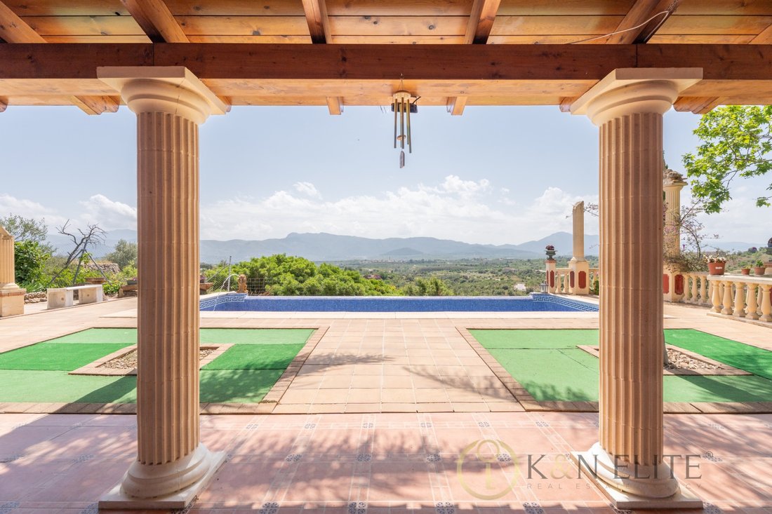 Chalet in Llutxent, Valencian Community, Spain 1 - 15491345