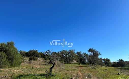 Land in Mexilhoeira Grande, Algarve, Portugal 1