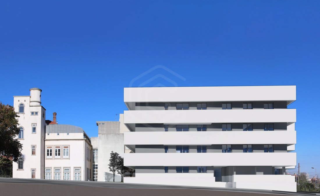 Apartment in Santa Marinha e Sao Pedro da Afurada, Porto District, Portugal 3 - 16598401