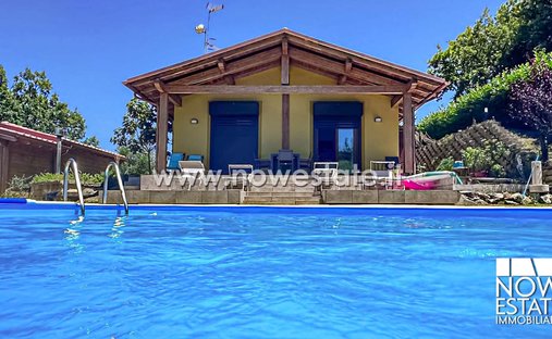 Villa in Sansepolcro, Tuscany, Italy 1