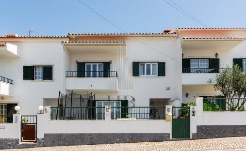 House in São João das Lampas, Lisbon, Portugal 1