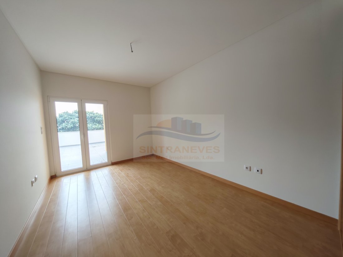 Apartment in Carcavelos e Parede, Lisbon, Portugal 3 - 15563792