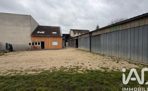 Castle for Sale in Bourges, Centre-Val de Loire, France