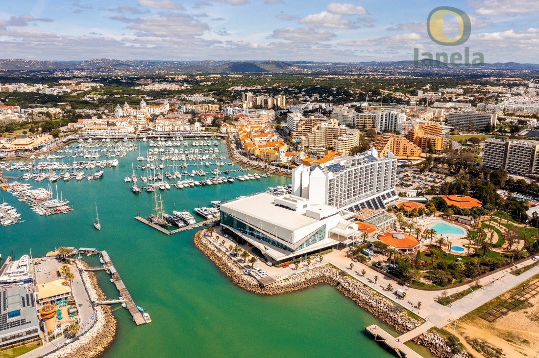 House in Vilamoura, Quarteira, Algarve 2 - 16372097