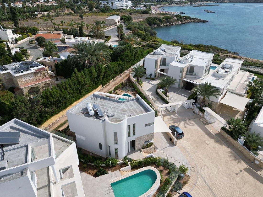 Villa in Peyia, Paphos, Cyprus 1 - 16712534
