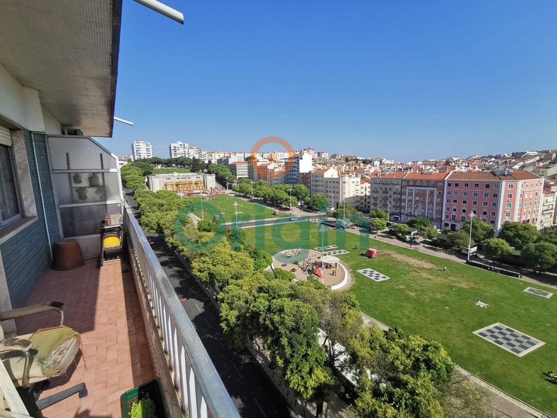 Apartment in Areeiro, Lisbon, Portugal 1 - 16472476