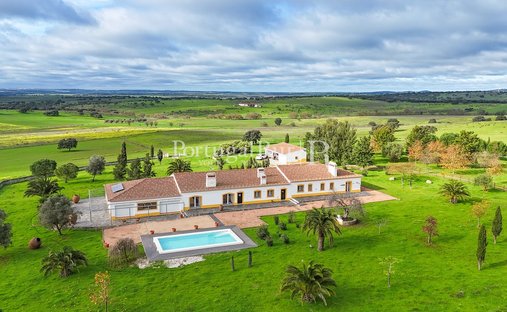 Anwesen in Estremoz (Santa Maria e Santo Andre), Distrikt Évora, Portugal 1