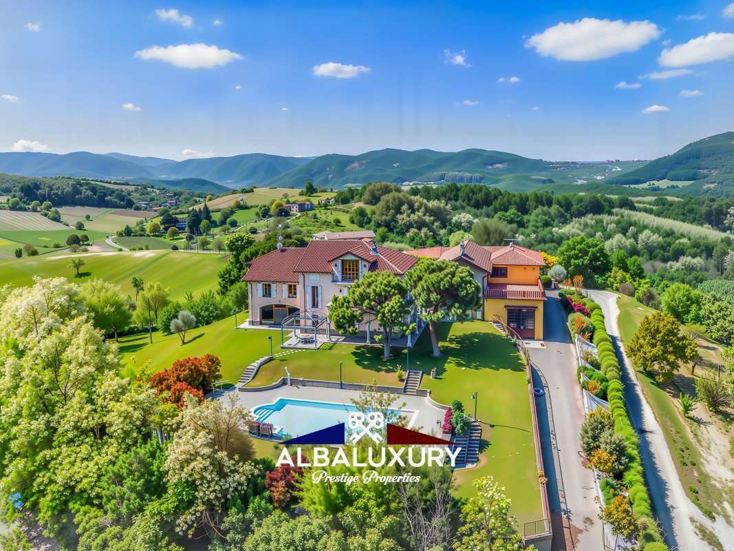 Villa in Cremolino, Piedmont, Italy 1 - 14688228