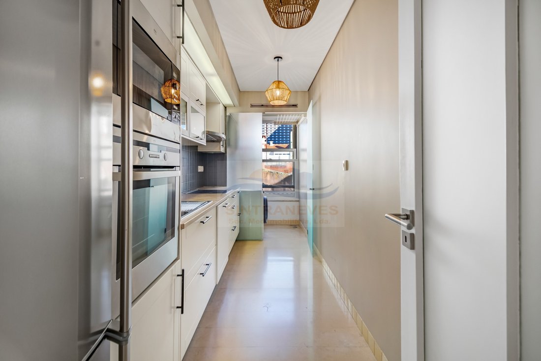 Apartment in Avenidas Novas, Lisbon, Portugal 3 - 14916286