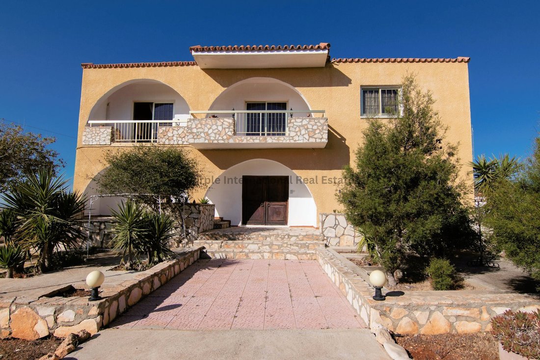 Villa in Ayia Napa, Cyprus 1 - 16712093