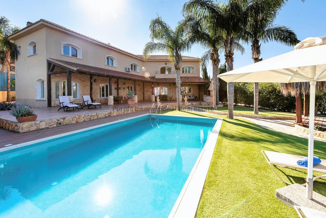 Villa in Paralimni, Famagusta, Cyprus 1 - 14796273