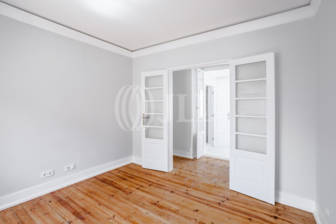 Apartment in Moscavide e Portela, Lisbon, Portugal 5 - 15917734