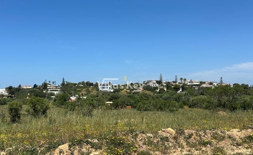 Land in Praia da Luz, Algarve, Portugal 1
