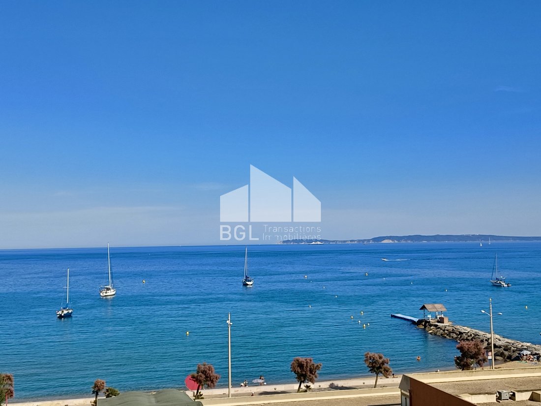 Apartment in Le Lavandou, Provence-Alpes-Côte d'Azur, France 1 - 16708395